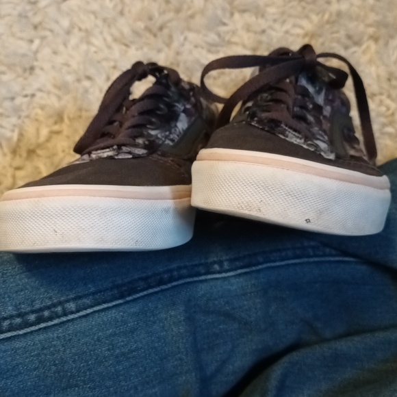 Vans - Picture 7 of 7